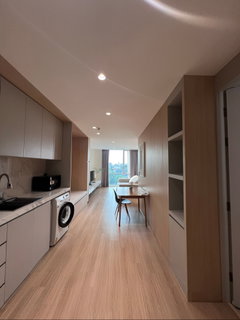 รูปภาพ Nice layout, 60 sqm in Ari just minutes’ walk from BTS