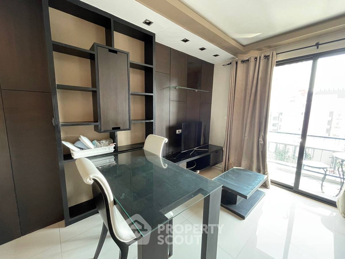 รูป คอนโด 1-ห้องนอน ที่ เลอ โคเต้ สุขุมวิท 14 ใกล้ BTS อโศก (ID 514487) - รูปที่ 3/18