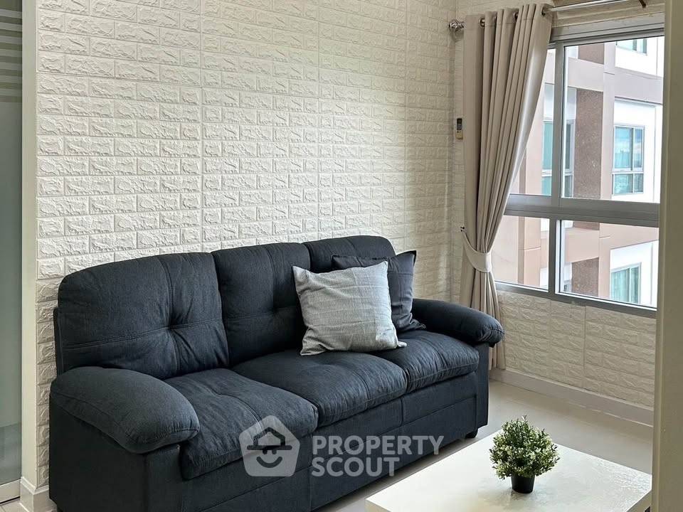 picture 1-BR Condo at Q House Sathon near BTS Krung Thon Buri (ID 2025125) - 3/13