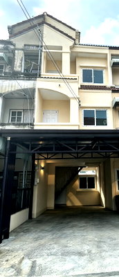 เช่าทาวน์โฮม วิทยาลัยพณิชยการเชตุพน : ให้เช่า 15.000 บาท / เดือน ทาว์โฮม  3 ชั้น  ถ.ราษฎร์บูรณะ -สุขสวัสดิ์  รีโนเวทใหม่