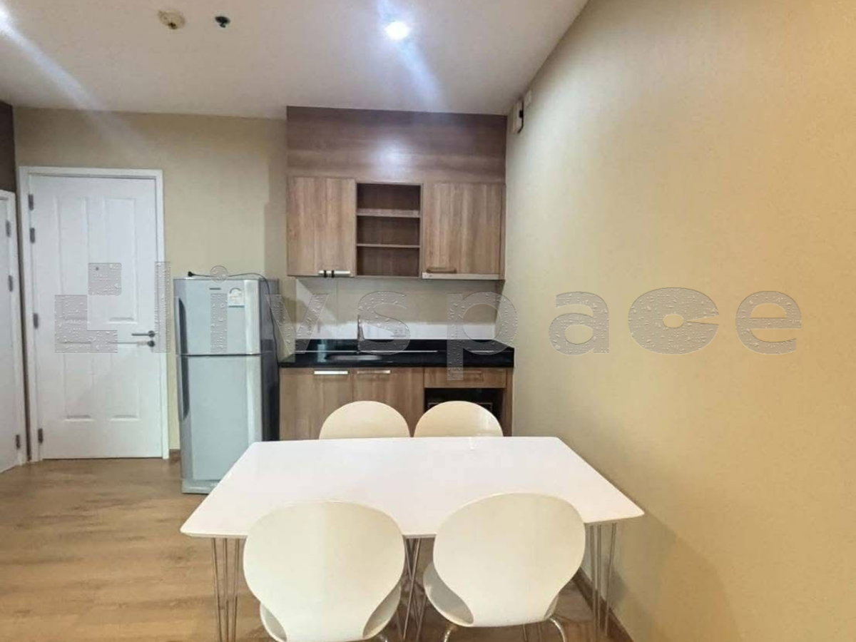 รูป ▚ L0JCCDツ ให้เช่า Hive Sathorn 1Bed 49ตร.ม. ห้องใหญ่ รีโนเวทใหม่ ทิศไม่ร้อน เฟอร์ครบ ติด BTS กรุงธนบุรี 0 เมตร✨ - รูปที่ 3/9