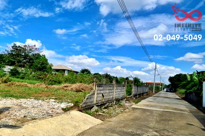 ที่ดิน โรงเรียนนวมินทราชินูทิศ เบญจมราชาลัย : ขายที่ดิน 133 ตร.ว.ถมแล้ว ถนนหทัยราษฎร์  ซอยหทัยราษฎร์ 37 คลองสามวา