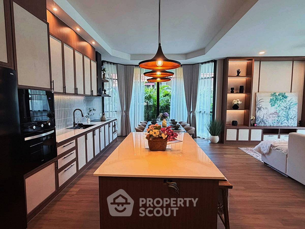 รูป วิลล่า 3-ห้องนอน ใกล้ พัทยากลาง (ID 3362178) - รูปที่ 5/29