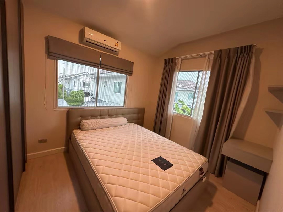 รูป ขายด่วน! บ้าน 4 ห้องนอน ที่ดินใหญ่ 65 ตร.ว. แต่งเฟอร์ทั้งหลัง ใกล้ทางด่วนจตุโชติ 2 กม. - รูปที่ 14/20