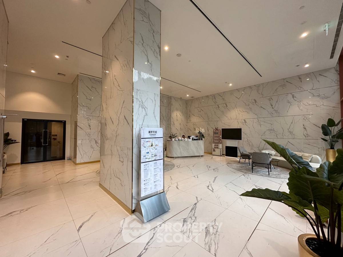 picture 1-BR Condo at Landmark @MRTA Station in Bang Kapi (ID 2906734) - 10/13