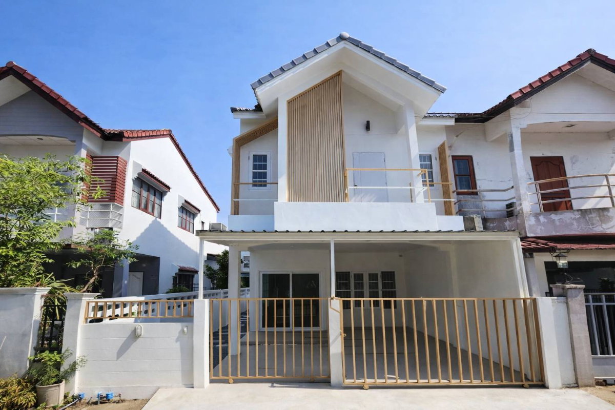 รูป 95742 - ขายบ้านแฝด ม.ศุธาวัลย์ ติดถนนใหญ่ ตรงข้ามวัดสวนแก้ว อ.บางใหญ่ จ.นนทบุรี - รูปที่ 1/10