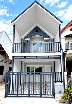 ทาวน์โฮม นนทบุรี : MEE. บ้านหลังริม ถนนเมน  ห่าง MRT สามแยกบางใหญ่ 800 เมตร  #หมู่บ้านกมลลักษณ์  รัตนาธิเบศร์  ใกล้เซ็นทรัล เวสเกต