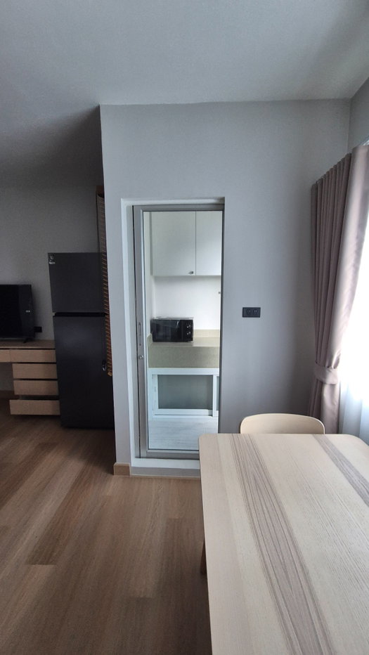 picture A Space Asoke–Ratchada, Fully Renovated, Studio High Floor - 7/10