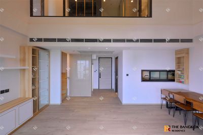 Condos for sale : The Crest Park Residences near MRT Phahonyothin Station