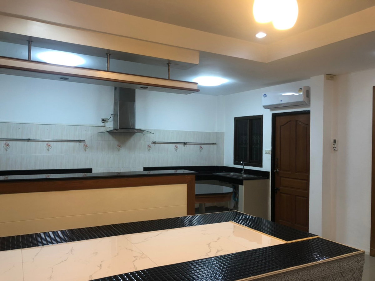รูป 🏢✨ ให้เช่าทาวน์โฮม 4 ชั้น อ่อนนุช–พัฒนาการ | พื้นที่ 200 ตร.ม. เหมาะทำ Home Office - รูปที่ 4/10