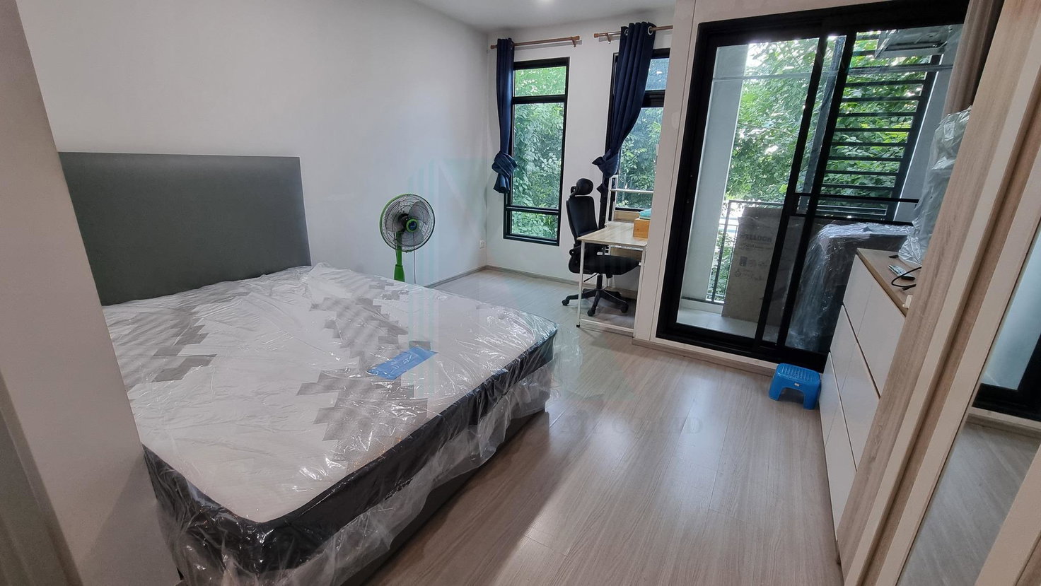 picture For Rent Condo ASPIRE ASOKE - RATCHADA Building A, Floor 3,Studio, Room size 25 sqm - 1/8