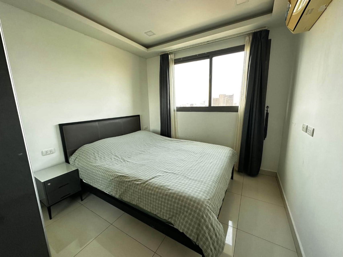 picture For Rent: Arcadia Beach Continental (2 Bedrooms & 2 Bathrooms) - 8/10