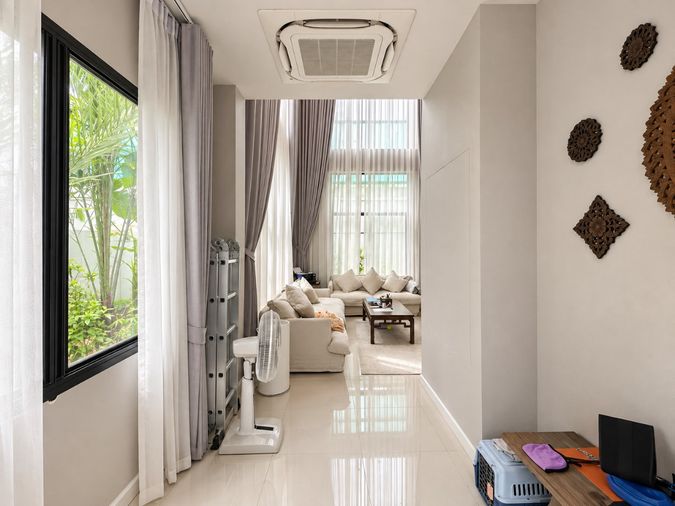 4-bed house for rent, 299 sqm, 67 sq wah, Baan Nara Wongwaen-Ramintra