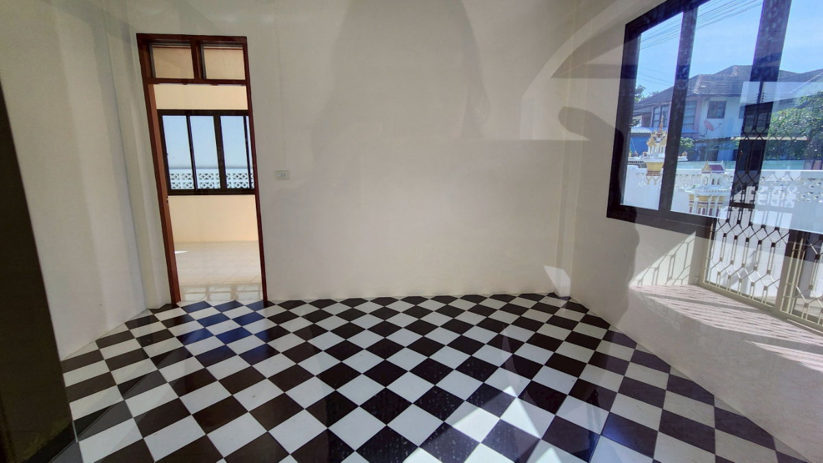 รูป 95639 - ขายบ้านชั้นเดียวหลังมุมเพิ่งรีโนเวทใหม่ อำเภอเมืองเพชรบุรี - รูปที่ 6/12