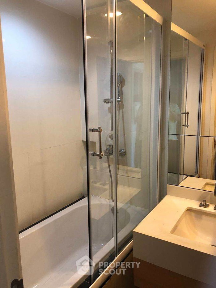 รูป คอนโด 1-ห้องนอน ที่ วินด์ สุขุมวิท 23 ใกล้ BTS อโศก (ID 883917) - รูปที่ 6/11