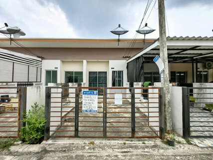 Eastern Bowin, Si Racha , Chonburi