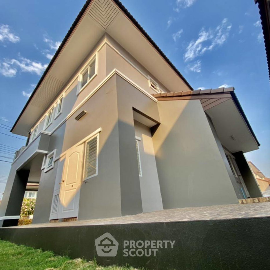 รูป บ้าน 5-ห้องนอน ที่ เดอะ บลิส กุลพันธ์วิลล์ 16 ใน สันกำแพง (ID 1542410) - รูปที่ 8/27