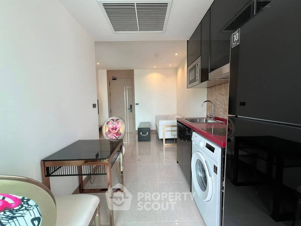 รูป คอนโด 1 ห้องนอน ชั้น 33 สำหรับขาย The Riviera Ocean Drive (ID 3005458) - รูปที่ 5/9