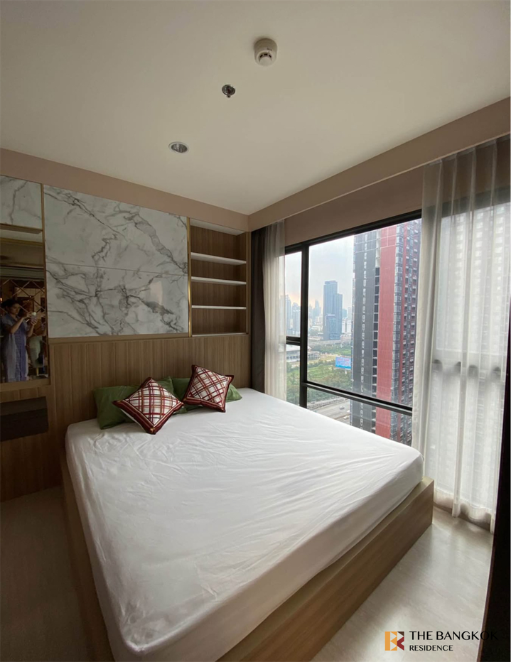 picture RHYTHM Asoke near MRT Rama 9 Station Easy Travel, Fully Utilized Space - 4/10