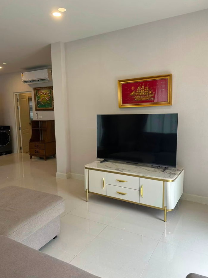 picture Detached house for rent: Centro Phahol-Vibhavadi 2 - 4/19