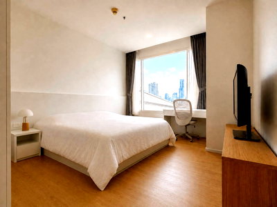 คอนโดให้เช่า : ให้เช่า 39 by Sansiri ห้องใหญ่ 55 ตร.ม. ชั้น 14 1 ห้องนอน ราคา 35K