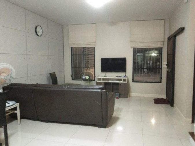 3-bed townhouse for rent, 21.8 sq wah, Habitown Watcharapol