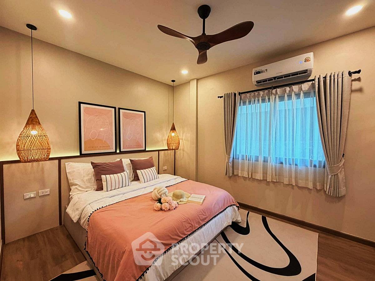 รูป วิลล่า 3-ห้องนอน ใกล้ พัทยากลาง (ID 3362178) - รูปที่ 14/29