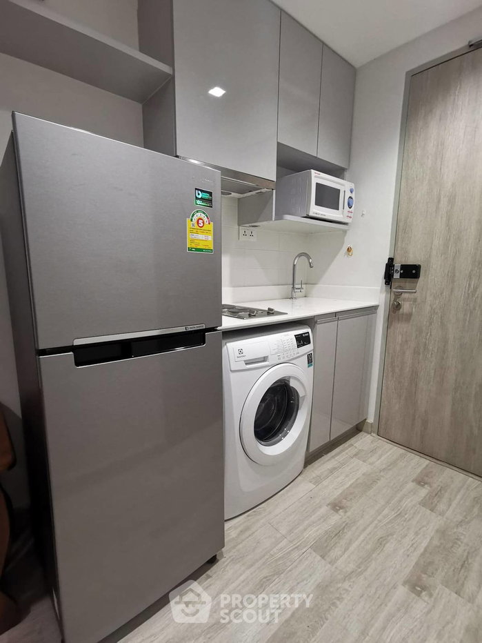 picture 200m From MRT Phra Ram 9 | 1-BR Ideo Mobi Rama 9 (ID 211833) - 4/15