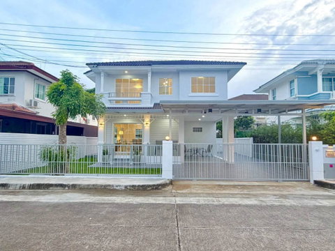 MEE.  บ้านเดี่ยว  หน้าบ้านโล่ง ไม่ตรงข้ามใคร  #หมู่บ้านชลลดา บางบัวทอง  วัดลาดปลาดุก    ใกล้เซ็นทรัล เวสเกต