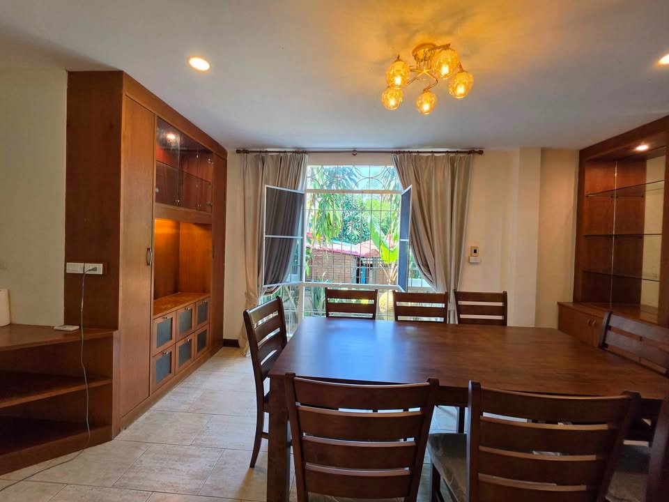 รูป ให้เช่าบ้านหลังใหญ่ ใจกลางเมืองระยอง (น้ำไม่ท่วม) 5 ห้องนอน 4 ห้องน้ำ 📍 Modern Home Village ระยอง - รูปที่ 16/20