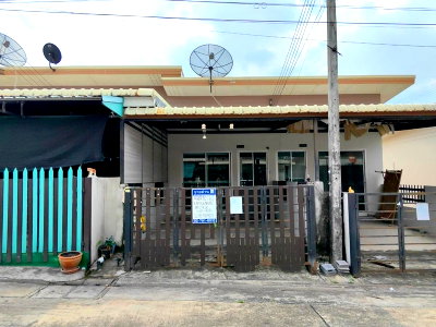 Houses for sale Chonburi : Eastern Bowin, Si Racha , Chonburi 