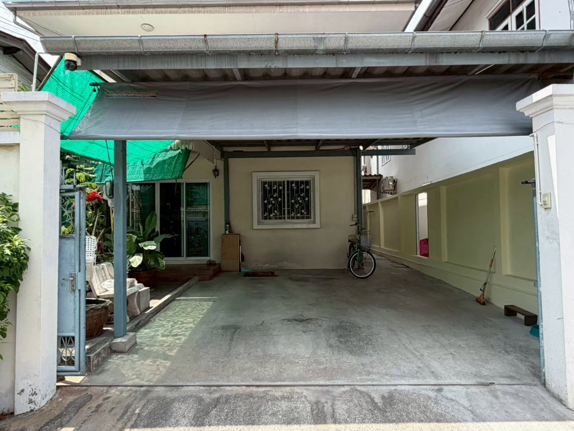 รูป ขายด่วน! บ้านเดี่ยวมือสอง  บ้าน 2 ชั้น ใกล้ MRT ทิพวัล  หมู่บ้านที่ดินทอง 3 | พร้อมเข้าอยู่  บ้านสวย ทำเลเดินทางสะดวก พร้อมเฟอร์นิเจอร์ทั้งหลัง - รูปที่ 5/23