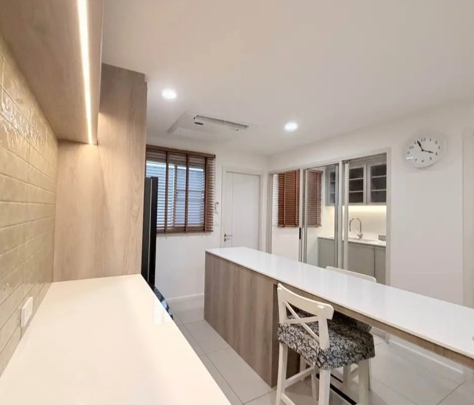 picture LUXURY TOWNHOME FOR RENT | NUE VERSE KRUNGTHEP KREETHA - 3/24