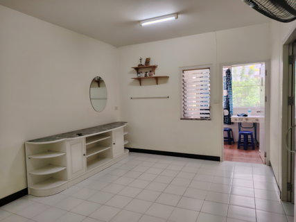 รูปภาพ ห้องว่างให้เช่าพร้อมเฟอร์นิเจอร์