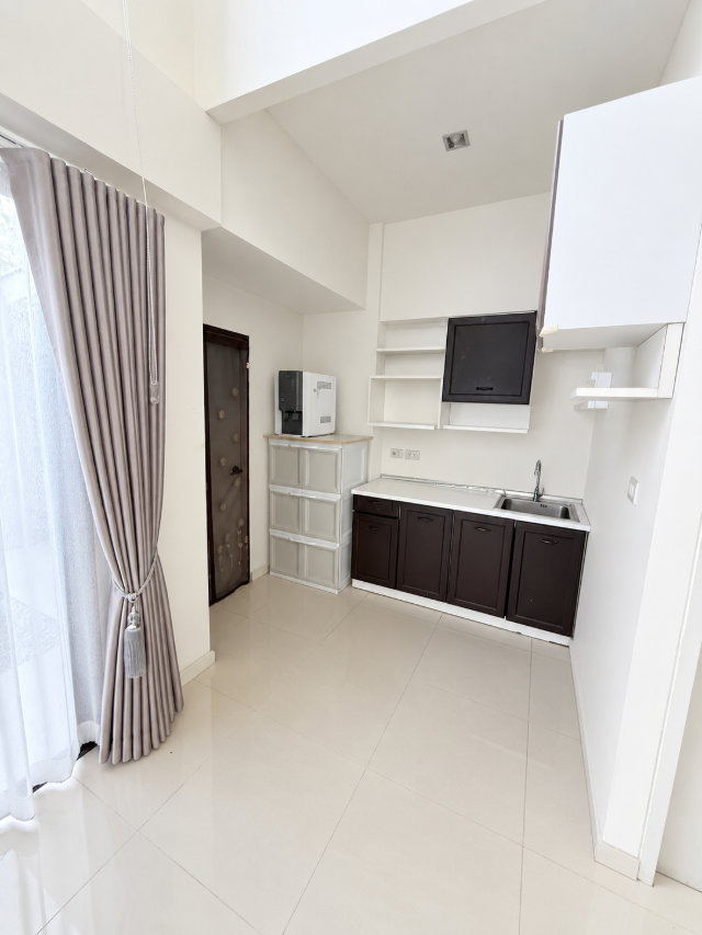 รูป Y Residence Sukhumvit 113 🏡| Pet Friendly 4BR |Townhome near BTS Bearing | 220 Sq.m. | 30,000 THB/Month✨ - รูปที่ 6/24