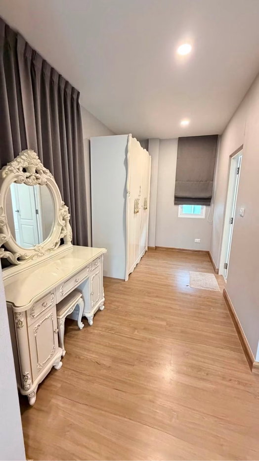 picture Detached house for rent: Centro Phahol-Vibhavadi 2 - 11/19