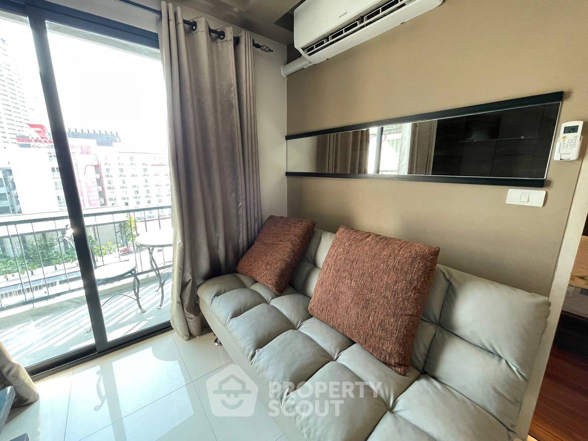 รูป คอนโด 1-ห้องนอน ที่ เลอ โคเต้ สุขุมวิท 14 ใกล้ BTS อโศก (ID 514487) - รูปที่ 2/18