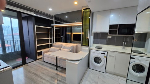 Ideo Mobi Asoke | Beautiful 1 Bedroom with Open City View | Near MRT Phetchaburi & BTS Asok | Line ID: puttcapital