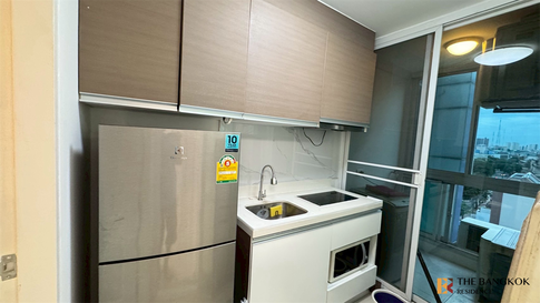 Chateau In Town Phaholyothin 11 Condo in CBD, Below Market Price near BTS Sena Ruam