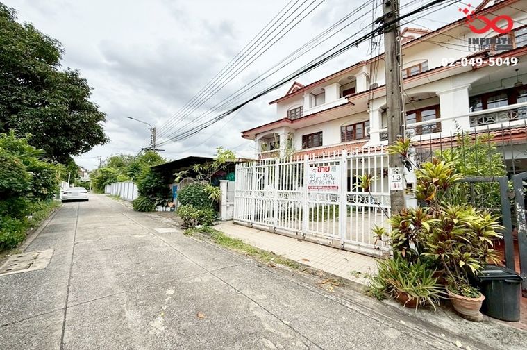 ขายทาวน์โฮม 4 ห้องนอน 39 ตร.ว. เขตวังทองหลาง