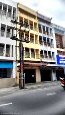 Shophouses for sale Rajyindee Road Songkhla : Sale: 5-Story Commercial Building on Niphat Uthit Road, Central Hat Yai – 7 Bedrooms – Price: 17.8 Million Baht