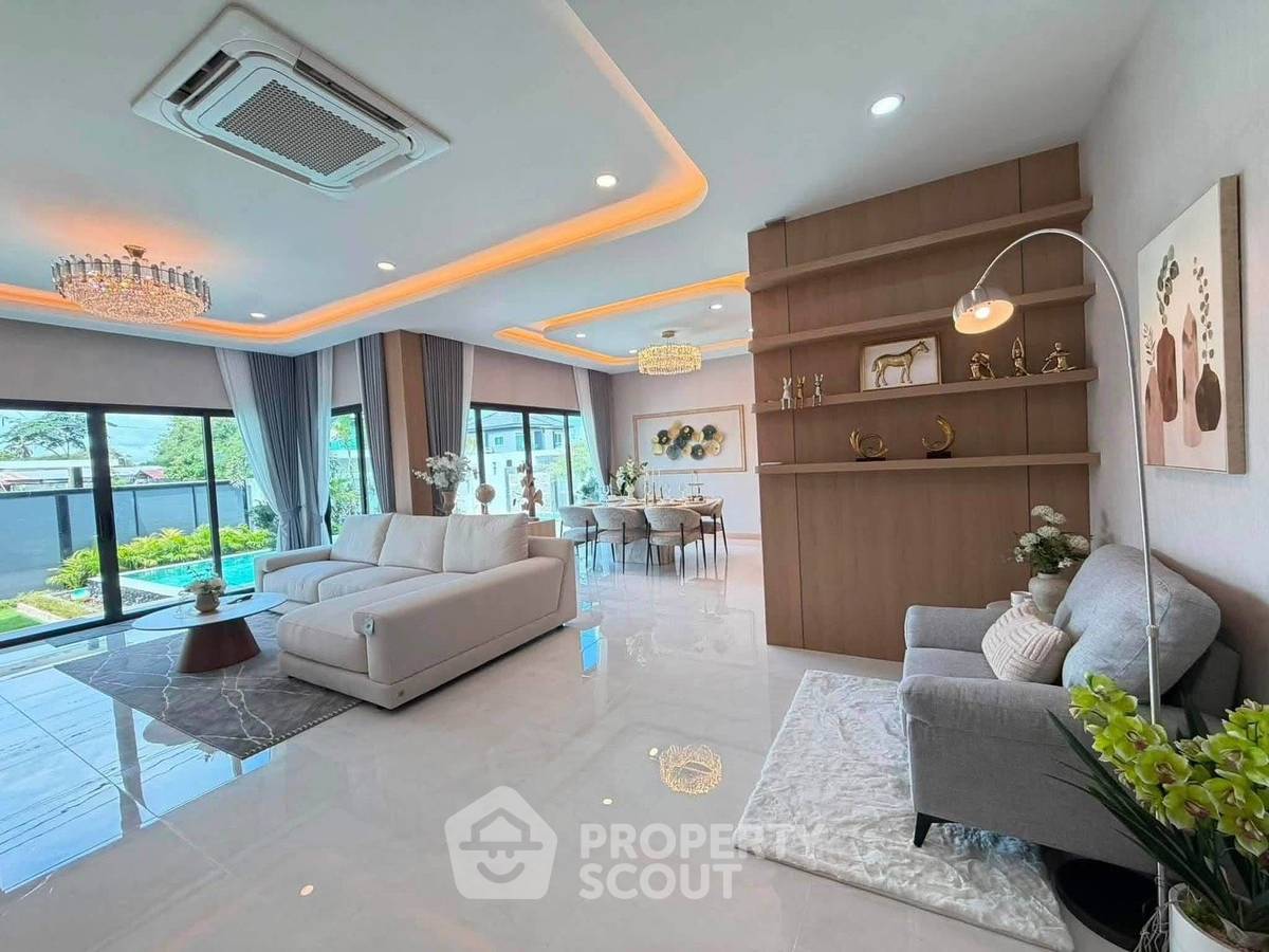 รูป วิลล่า 4 ห้องนอน ขายในห้วยใหญ่ บางละมุง (ID 3363448) - รูปที่ 9/27