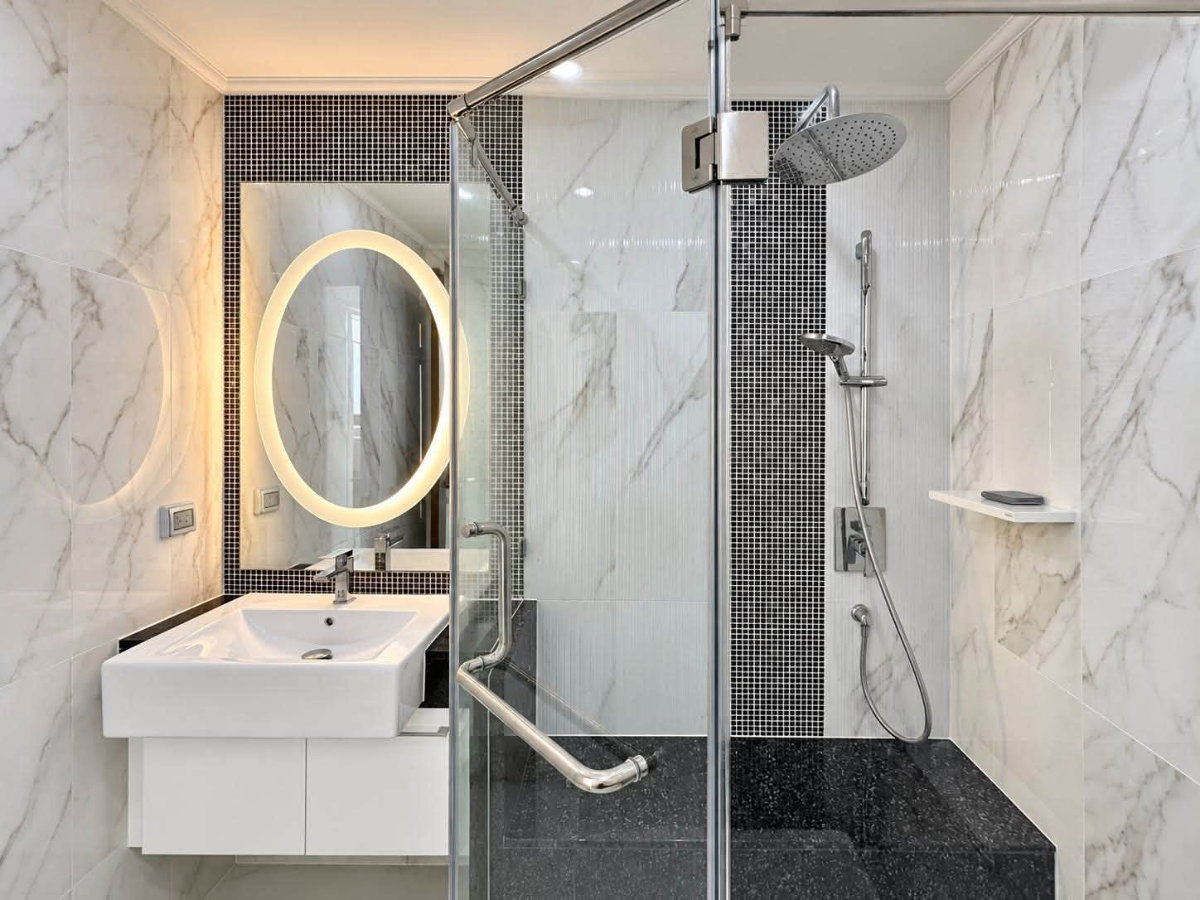 รูป 🔥Sale at Supalai Oriental Sukhumvit 39 - 4 Bedrooms for SALE ONLY 55MB 🔥 - รูปที่ 6/20