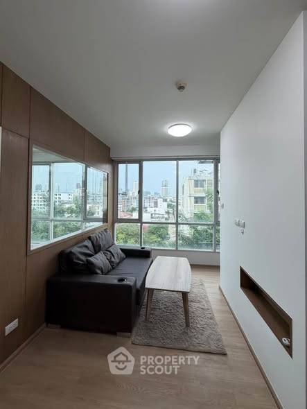 picture 100m From MRT Ratchadaphisek | 1-BR At Pano Ville Ratchada 19 (ID 3363496) - 4/14