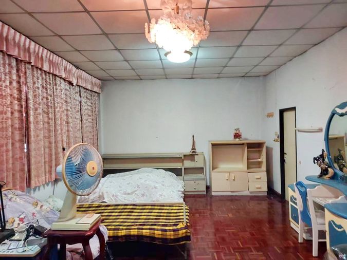3-bed townhouse for sale, 36 sq wah, Suan Thon 1