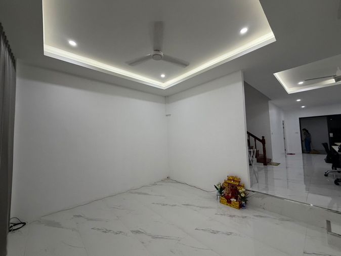 ให้เช่าทาวน์โฮม 4 ห้องนอน 300 ตร.ม. 37.5 ตร.ว. ศรีวรา ทาวน์อินทาวน์