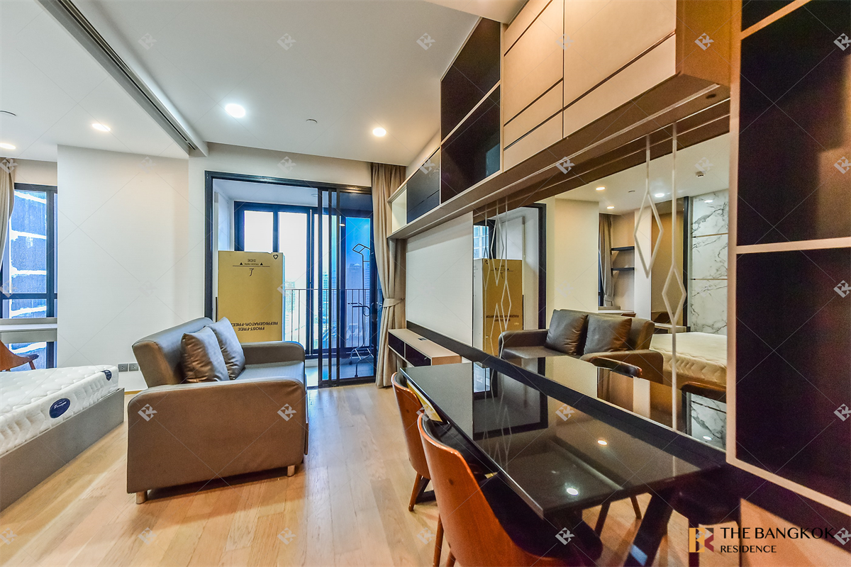 picture Ashton Chula-Silom Start Elevated Living at a Price Youll Love near MRT Sam Yan Station - 2/10