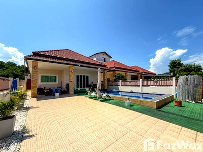 Houses for sale Hua Hin Prachaubkirikhan : 4 Bedroom Villa for sale in Nong Kae, Prachuap Khiri Khan  6835597