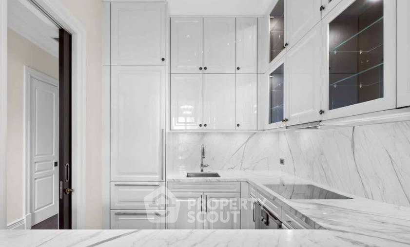 picture 2-BR Condo at 98 Wireless near BTS Phloen Chit (ID 2865446) - 6/11