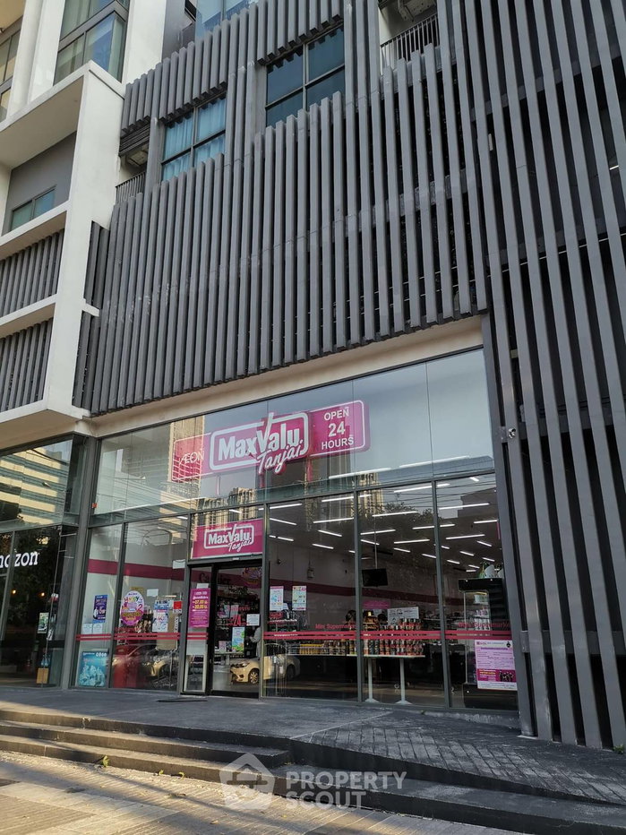 picture 200m From MRT Phra Ram 9 | 1-BR Ideo Mobi Rama 9 (ID 211833) - 9/15
